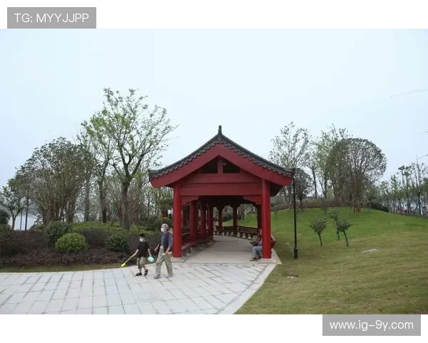 以望谟县滨河公园足球场为核心打造城市活力休闲运动新地标魅力区 以望谟县滨河公园足球场为核心打造城市活力休闲运动新地标魅力区